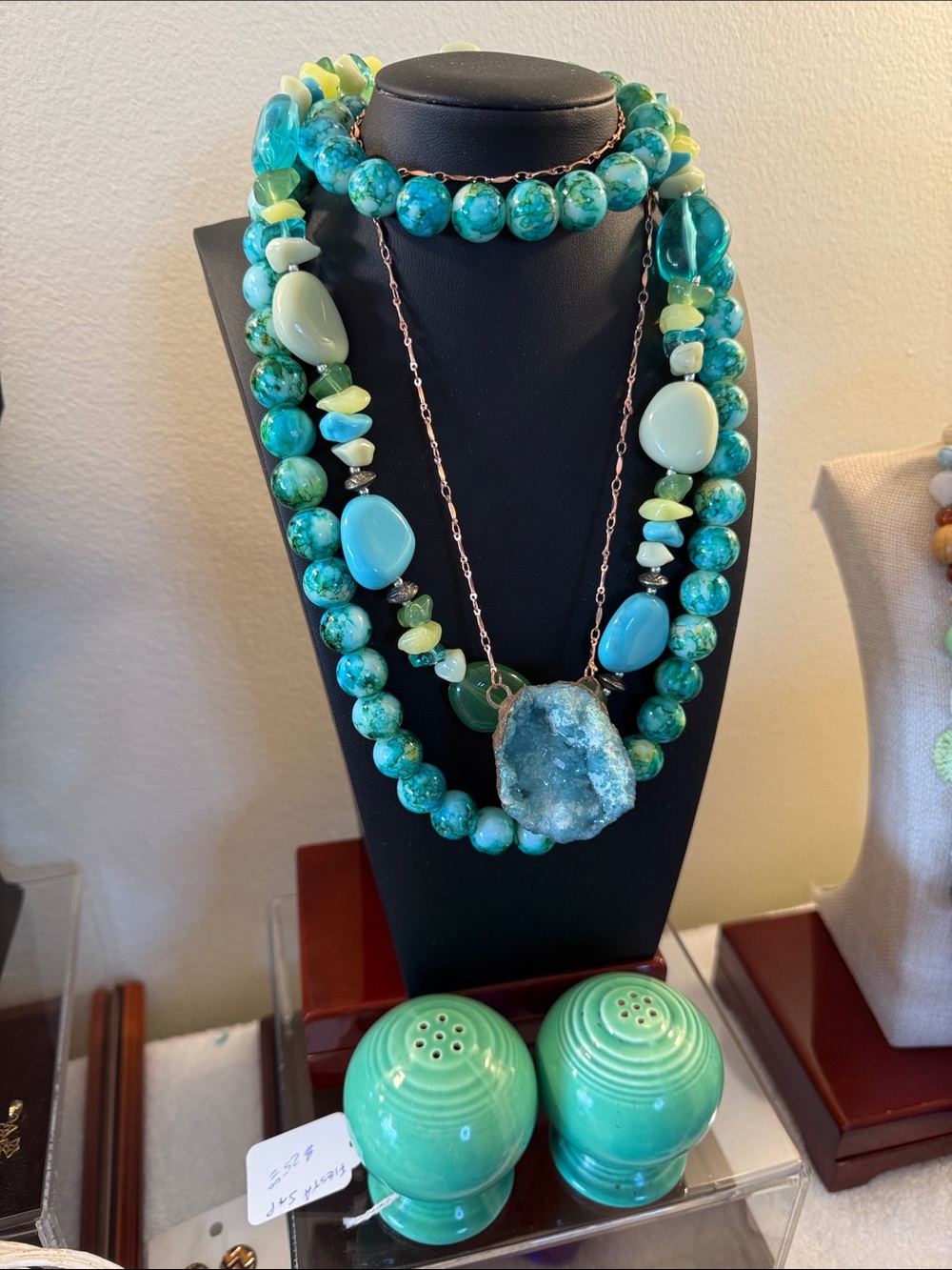 Come dig with me. Unlisted gorgeousness in every price range. - Picture 5 of 16